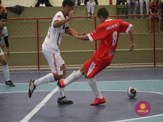 
<a style='margin-left: 5px;' class='btn btn-xs btn-social btn-facebook' href='https://www.facebook.com/sharer/sharer.php?u=https://www.boladovale.com.br/imgs/800-800-90/conteudo/fotos/1653/img5884.jpg' rel='popup' data-width='500' data-height='400'><i class='fa fa-facebook'></i>Compartilhar <span class='hidden-xs'>no Facebook</span>
</a> 
<a class='btn btn-default btn-xs' target='_blank' href='imgs/800-800-90/conteudo/fotos/1653/img5884.jpg'>
<span class='glyphicon glyphicon-cloud-download'></span> Salvar
</a> 
<span></span>
