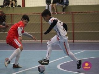 
<a style='margin-left: 5px;' class='btn btn-xs btn-social btn-facebook' href='https://www.facebook.com/sharer/sharer.php?u=https://www.boladovale.com.br/imgs/800-800-90/conteudo/fotos/1653/img5902.jpg' rel='popup' data-width='500' data-height='400'><i class='fa fa-facebook'></i>Compartilhar <span class='hidden-xs'>no Facebook</span>
</a> 
<a class='btn btn-default btn-xs' target='_blank' href='imgs/800-800-90/conteudo/fotos/1653/img5902.jpg'>
<span class='glyphicon glyphicon-cloud-download'></span> Salvar
</a> 
<span></span>