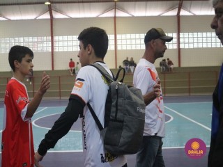 
<a style='margin-left: 5px;' class='btn btn-xs btn-social btn-facebook' href='https://www.facebook.com/sharer/sharer.php?u=https://www.boladovale.com.br/imgs/800-800-90/conteudo/fotos/1653/img5931.jpg' rel='popup' data-width='500' data-height='400'><i class='fa fa-facebook'></i>Compartilhar <span class='hidden-xs'>no Facebook</span>
</a> 
<a class='btn btn-default btn-xs' target='_blank' href='imgs/800-800-90/conteudo/fotos/1653/img5931.jpg'>
<span class='glyphicon glyphicon-cloud-download'></span> Salvar
</a> 
<span></span>