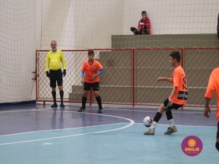 
<a style='margin-left: 5px;' class='btn btn-xs btn-social btn-facebook' href='https://www.facebook.com/sharer/sharer.php?u=https://www.boladovale.com.br/imgs/800-800-90/conteudo/fotos/1653/img5999.jpg' rel='popup' data-width='500' data-height='400'><i class='fa fa-facebook'></i>Compartilhar <span class='hidden-xs'>no Facebook</span>
</a> 
<a class='btn btn-default btn-xs' target='_blank' href='imgs/800-800-90/conteudo/fotos/1653/img5999.jpg'>
<span class='glyphicon glyphicon-cloud-download'></span> Salvar
</a> 
<span></span>