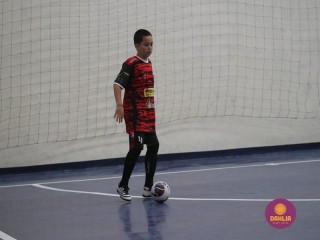 
<a style='margin-left: 5px;' class='btn btn-xs btn-social btn-facebook' href='https://www.facebook.com/sharer/sharer.php?u=https://www.boladovale.com.br/imgs/800-800-90/conteudo/fotos/1653/img6002.jpg' rel='popup' data-width='500' data-height='400'><i class='fa fa-facebook'></i>Compartilhar <span class='hidden-xs'>no Facebook</span>
</a> 
<a class='btn btn-default btn-xs' target='_blank' href='imgs/800-800-90/conteudo/fotos/1653/img6002.jpg'>
<span class='glyphicon glyphicon-cloud-download'></span> Salvar
</a> 
<span></span>