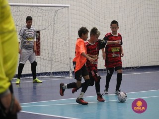 
<a style='margin-left: 5px;' class='btn btn-xs btn-social btn-facebook' href='https://www.facebook.com/sharer/sharer.php?u=https://www.boladovale.com.br/imgs/800-800-90/conteudo/fotos/1653/img6012.jpg' rel='popup' data-width='500' data-height='400'><i class='fa fa-facebook'></i>Compartilhar <span class='hidden-xs'>no Facebook</span>
</a> 
<a class='btn btn-default btn-xs' target='_blank' href='imgs/800-800-90/conteudo/fotos/1653/img6012.jpg'>
<span class='glyphicon glyphicon-cloud-download'></span> Salvar
</a> 
<span></span>