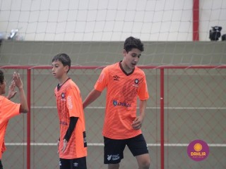 
<a style='margin-left: 5px;' class='btn btn-xs btn-social btn-facebook' href='https://www.facebook.com/sharer/sharer.php?u=https://www.boladovale.com.br/imgs/800-800-90/conteudo/fotos/1653/img6018.jpg' rel='popup' data-width='500' data-height='400'><i class='fa fa-facebook'></i>Compartilhar <span class='hidden-xs'>no Facebook</span>
</a> 
<a class='btn btn-default btn-xs' target='_blank' href='imgs/800-800-90/conteudo/fotos/1653/img6018.jpg'>
<span class='glyphicon glyphicon-cloud-download'></span> Salvar
</a> 
<span></span>