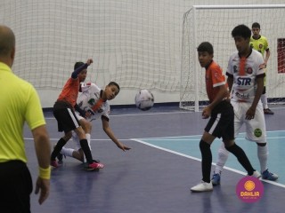 
<a style='margin-left: 5px;' class='btn btn-xs btn-social btn-facebook' href='https://www.facebook.com/sharer/sharer.php?u=https://www.boladovale.com.br/imgs/800-800-90/conteudo/fotos/1654/img6364.jpg' rel='popup' data-width='500' data-height='400'><i class='fa fa-facebook'></i>Compartilhar <span class='hidden-xs'>no Facebook</span>
</a> 
<a class='btn btn-default btn-xs' target='_blank' href='imgs/800-800-90/conteudo/fotos/1654/img6364.jpg'>
<span class='glyphicon glyphicon-cloud-download'></span> Salvar
</a> 
<span></span>
