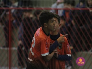 
<a style='margin-left: 5px;' class='btn btn-xs btn-social btn-facebook' href='https://www.facebook.com/sharer/sharer.php?u=https://www.boladovale.com.br/imgs/800-800-90/conteudo/fotos/1654/img6399.jpg' rel='popup' data-width='500' data-height='400'><i class='fa fa-facebook'></i>Compartilhar <span class='hidden-xs'>no Facebook</span>
</a> 
<a class='btn btn-default btn-xs' target='_blank' href='imgs/800-800-90/conteudo/fotos/1654/img6399.jpg'>
<span class='glyphicon glyphicon-cloud-download'></span> Salvar
</a> 
<span></span>