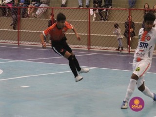 
<a style='margin-left: 5px;' class='btn btn-xs btn-social btn-facebook' href='https://www.facebook.com/sharer/sharer.php?u=https://www.boladovale.com.br/imgs/800-800-90/conteudo/fotos/1654/img6406.jpg' rel='popup' data-width='500' data-height='400'><i class='fa fa-facebook'></i>Compartilhar <span class='hidden-xs'>no Facebook</span>
</a> 
<a class='btn btn-default btn-xs' target='_blank' href='imgs/800-800-90/conteudo/fotos/1654/img6406.jpg'>
<span class='glyphicon glyphicon-cloud-download'></span> Salvar
</a> 
<span></span>