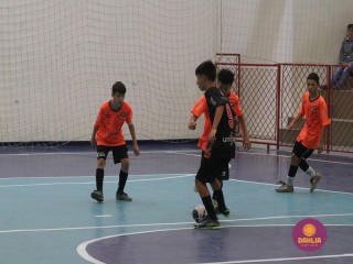 
<a style='margin-left: 5px;' class='btn btn-xs btn-social btn-facebook' href='https://www.facebook.com/sharer/sharer.php?u=https://www.boladovale.com.br/imgs/800-800-90/conteudo/fotos/1655/img6439.jpg' rel='popup' data-width='500' data-height='400'><i class='fa fa-facebook'></i>Compartilhar <span class='hidden-xs'>no Facebook</span>
</a> 
<a class='btn btn-default btn-xs' target='_blank' href='imgs/800-800-90/conteudo/fotos/1655/img6439.jpg'>
<span class='glyphicon glyphicon-cloud-download'></span> Salvar
</a> 
<span></span>