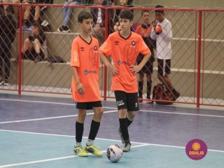 
<a style='margin-left: 5px;' class='btn btn-xs btn-social btn-facebook' href='https://www.facebook.com/sharer/sharer.php?u=https://www.boladovale.com.br/imgs/800-800-90/conteudo/fotos/1655/img6442.jpg' rel='popup' data-width='500' data-height='400'><i class='fa fa-facebook'></i>Compartilhar <span class='hidden-xs'>no Facebook</span>
</a> 
<a class='btn btn-default btn-xs' target='_blank' href='imgs/800-800-90/conteudo/fotos/1655/img6442.jpg'>
<span class='glyphicon glyphicon-cloud-download'></span> Salvar
</a> 
<span></span>