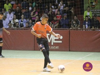 
<a style='margin-left: 5px;' class='btn btn-xs btn-social btn-facebook' href='https://www.facebook.com/sharer/sharer.php?u=https://www.boladovale.com.br/imgs/800-800-90/conteudo/fotos/1657/img6520.jpg' rel='popup' data-width='500' data-height='400'><i class='fa fa-facebook'></i>Compartilhar <span class='hidden-xs'>no Facebook</span>
</a> 
<a class='btn btn-default btn-xs' target='_blank' href='imgs/800-800-90/conteudo/fotos/1657/img6520.jpg'>
<span class='glyphicon glyphicon-cloud-download'></span> Salvar
</a> 
<span></span>
