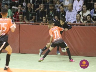 
<a style='margin-left: 5px;' class='btn btn-xs btn-social btn-facebook' href='https://www.facebook.com/sharer/sharer.php?u=https://www.boladovale.com.br/imgs/800-800-90/conteudo/fotos/1657/img6557.jpg' rel='popup' data-width='500' data-height='400'><i class='fa fa-facebook'></i>Compartilhar <span class='hidden-xs'>no Facebook</span>
</a> 
<a class='btn btn-default btn-xs' target='_blank' href='imgs/800-800-90/conteudo/fotos/1657/img6557.jpg'>
<span class='glyphicon glyphicon-cloud-download'></span> Salvar
</a> 
<span></span>