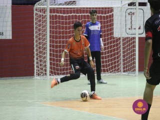 
<a style='margin-left: 5px;' class='btn btn-xs btn-social btn-facebook' href='https://www.facebook.com/sharer/sharer.php?u=https://www.boladovale.com.br/imgs/800-800-90/conteudo/fotos/1657/img6612.jpg' rel='popup' data-width='500' data-height='400'><i class='fa fa-facebook'></i>Compartilhar <span class='hidden-xs'>no Facebook</span>
</a> 
<a class='btn btn-default btn-xs' target='_blank' href='imgs/800-800-90/conteudo/fotos/1657/img6612.jpg'>
<span class='glyphicon glyphicon-cloud-download'></span> Salvar
</a> 
<span></span>