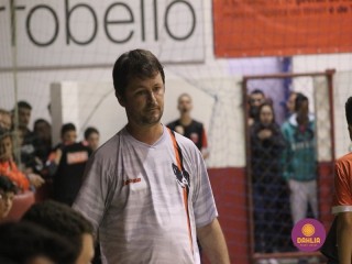 
<a style='margin-left: 5px;' class='btn btn-xs btn-social btn-facebook' href='https://www.facebook.com/sharer/sharer.php?u=https://www.boladovale.com.br/imgs/800-800-90/conteudo/fotos/1657/img6634.jpg' rel='popup' data-width='500' data-height='400'><i class='fa fa-facebook'></i>Compartilhar <span class='hidden-xs'>no Facebook</span>
</a> 
<a class='btn btn-default btn-xs' target='_blank' href='imgs/800-800-90/conteudo/fotos/1657/img6634.jpg'>
<span class='glyphicon glyphicon-cloud-download'></span> Salvar
</a> 
<span></span>