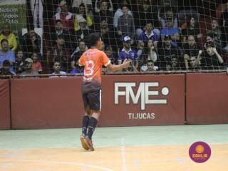 
<a style='margin-left: 5px;' class='btn btn-xs btn-social btn-facebook' href='https://www.facebook.com/sharer/sharer.php?u=https://www.boladovale.com.br/imgs/800-800-90/conteudo/fotos/1657/img6636.jpg' rel='popup' data-width='500' data-height='400'><i class='fa fa-facebook'></i>Compartilhar <span class='hidden-xs'>no Facebook</span>
</a> 
<a class='btn btn-default btn-xs' target='_blank' href='imgs/800-800-90/conteudo/fotos/1657/img6636.jpg'>
<span class='glyphicon glyphicon-cloud-download'></span> Salvar
</a> 
<span></span>