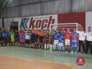 
<a style='margin-left: 5px;' class='btn btn-xs btn-social btn-facebook' href='https://www.facebook.com/sharer/sharer.php?u=https://www.boladovale.com.br/imgs/800-800-90/conteudo/fotos/1659/img6855.jpg' rel='popup' data-width='500' data-height='400'><i class='fa fa-facebook'></i>Compartilhar <span class='hidden-xs'>no Facebook</span>
</a> 
<a class='btn btn-default btn-xs' target='_blank' href='imgs/800-800-90/conteudo/fotos/1659/img6855.jpg'>
<span class='glyphicon glyphicon-cloud-download'></span> Salvar
</a> 
<span></span>