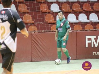 
<a style='margin-left: 5px;' class='btn btn-xs btn-social btn-facebook' href='https://www.facebook.com/sharer/sharer.php?u=https://www.boladovale.com.br/imgs/800-800-90/conteudo/fotos/1661/img7006.jpg' rel='popup' data-width='500' data-height='400'><i class='fa fa-facebook'></i>Compartilhar <span class='hidden-xs'>no Facebook</span>
</a> 
<a class='btn btn-default btn-xs' target='_blank' href='imgs/800-800-90/conteudo/fotos/1661/img7006.jpg'>
<span class='glyphicon glyphicon-cloud-download'></span> Salvar
</a> 
<span></span>