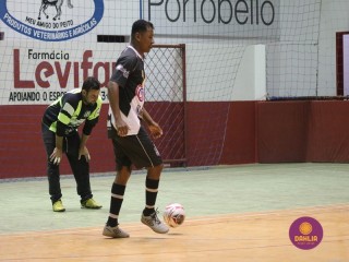 
<a style='margin-left: 5px;' class='btn btn-xs btn-social btn-facebook' href='https://www.facebook.com/sharer/sharer.php?u=https://www.boladovale.com.br/imgs/800-800-90/conteudo/fotos/1661/img7021.jpg' rel='popup' data-width='500' data-height='400'><i class='fa fa-facebook'></i>Compartilhar <span class='hidden-xs'>no Facebook</span>
</a> 
<a class='btn btn-default btn-xs' target='_blank' href='imgs/800-800-90/conteudo/fotos/1661/img7021.jpg'>
<span class='glyphicon glyphicon-cloud-download'></span> Salvar
</a> 
<span></span>