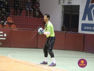 
<a style='margin-left: 5px;' class='btn btn-xs btn-social btn-facebook' href='https://www.facebook.com/sharer/sharer.php?u=https://www.boladovale.com.br/imgs/800-800-90/conteudo/fotos/1662/img7211.jpg' rel='popup' data-width='500' data-height='400'><i class='fa fa-facebook'></i>Compartilhar <span class='hidden-xs'>no Facebook</span>
</a> 
<a class='btn btn-default btn-xs' target='_blank' href='imgs/800-800-90/conteudo/fotos/1662/img7211.jpg'>
<span class='glyphicon glyphicon-cloud-download'></span> Salvar
</a> 
<span></span>