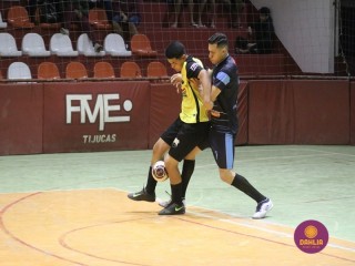 
<a style='margin-left: 5px;' class='btn btn-xs btn-social btn-facebook' href='https://www.facebook.com/sharer/sharer.php?u=https://www.boladovale.com.br/imgs/800-800-90/conteudo/fotos/1663/img7271.jpg' rel='popup' data-width='500' data-height='400'><i class='fa fa-facebook'></i>Compartilhar <span class='hidden-xs'>no Facebook</span>
</a> 
<a class='btn btn-default btn-xs' target='_blank' href='imgs/800-800-90/conteudo/fotos/1663/img7271.jpg'>
<span class='glyphicon glyphicon-cloud-download'></span> Salvar
</a> 
<span></span>