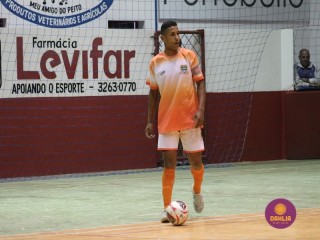 
<a style='margin-left: 5px;' class='btn btn-xs btn-social btn-facebook' href='https://www.facebook.com/sharer/sharer.php?u=https://www.boladovale.com.br/imgs/800-800-90/conteudo/fotos/1665/img7403.jpg' rel='popup' data-width='500' data-height='400'><i class='fa fa-facebook'></i>Compartilhar <span class='hidden-xs'>no Facebook</span>
</a> 
<a class='btn btn-default btn-xs' target='_blank' href='imgs/800-800-90/conteudo/fotos/1665/img7403.jpg'>
<span class='glyphicon glyphicon-cloud-download'></span> Salvar
</a> 
<span></span>