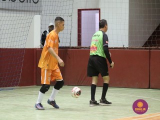 
<a style='margin-left: 5px;' class='btn btn-xs btn-social btn-facebook' href='https://www.facebook.com/sharer/sharer.php?u=https://www.boladovale.com.br/imgs/800-800-90/conteudo/fotos/1666/img7493.jpg' rel='popup' data-width='500' data-height='400'><i class='fa fa-facebook'></i>Compartilhar <span class='hidden-xs'>no Facebook</span>
</a> 
<a class='btn btn-default btn-xs' target='_blank' href='imgs/800-800-90/conteudo/fotos/1666/img7493.jpg'>
<span class='glyphicon glyphicon-cloud-download'></span> Salvar
</a> 
<span></span>