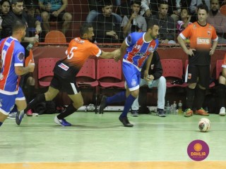 
<a style='margin-left: 5px;' class='btn btn-xs btn-social btn-facebook' href='https://www.facebook.com/sharer/sharer.php?u=https://www.boladovale.com.br/imgs/800-800-90/conteudo/fotos/1668/img6656.jpg' rel='popup' data-width='500' data-height='400'><i class='fa fa-facebook'></i>Compartilhar <span class='hidden-xs'>no Facebook</span>
</a> 
<a class='btn btn-default btn-xs' target='_blank' href='imgs/800-800-90/conteudo/fotos/1668/img6656.jpg'>
<span class='glyphicon glyphicon-cloud-download'></span> Salvar
</a> 
<span></span>