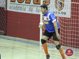 
<a style='margin-left: 5px;' class='btn btn-xs btn-social btn-facebook' href='https://www.facebook.com/sharer/sharer.php?u=https://www.boladovale.com.br/imgs/800-800-90/conteudo/fotos/1668/img6657.jpg' rel='popup' data-width='500' data-height='400'><i class='fa fa-facebook'></i>Compartilhar <span class='hidden-xs'>no Facebook</span>
</a> 
<a class='btn btn-default btn-xs' target='_blank' href='imgs/800-800-90/conteudo/fotos/1668/img6657.jpg'>
<span class='glyphicon glyphicon-cloud-download'></span> Salvar
</a> 
<span></span>