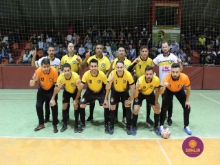 
<a style='margin-left: 5px;' class='btn btn-xs btn-social btn-facebook' href='https://www.facebook.com/sharer/sharer.php?u=https://www.boladovale.com.br/imgs/800-800-90/conteudo/fotos/1669/img6664.jpg' rel='popup' data-width='500' data-height='400'><i class='fa fa-facebook'></i>Compartilhar <span class='hidden-xs'>no Facebook</span>
</a> 
<a class='btn btn-default btn-xs' target='_blank' href='imgs/800-800-90/conteudo/fotos/1669/img6664.jpg'>
<span class='glyphicon glyphicon-cloud-download'></span> Salvar
</a> 
<span></span>