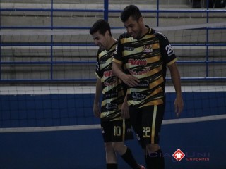 
<a style='margin-left: 5px;' class='btn btn-xs btn-social btn-facebook' href='https://www.facebook.com/sharer/sharer.php?u=https://www.boladovale.com.br/imgs/800-800-90/conteudo/fotos/1670/img7632.jpg' rel='popup' data-width='500' data-height='400'><i class='fa fa-facebook'></i>Compartilhar <span class='hidden-xs'>no Facebook</span>
</a> 
<a class='btn btn-default btn-xs' target='_blank' href='imgs/800-800-90/conteudo/fotos/1670/img7632.jpg'>
<span class='glyphicon glyphicon-cloud-download'></span> Salvar
</a> 
<span></span>