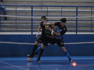 
<a style='margin-left: 5px;' class='btn btn-xs btn-social btn-facebook' href='https://www.facebook.com/sharer/sharer.php?u=https://www.boladovale.com.br/imgs/800-800-90/conteudo/fotos/1670/img7683.jpg' rel='popup' data-width='500' data-height='400'><i class='fa fa-facebook'></i>Compartilhar <span class='hidden-xs'>no Facebook</span>
</a> 
<a class='btn btn-default btn-xs' target='_blank' href='imgs/800-800-90/conteudo/fotos/1670/img7683.jpg'>
<span class='glyphicon glyphicon-cloud-download'></span> Salvar
</a> 
<span></span>