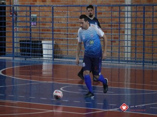 
<a style='margin-left: 5px;' class='btn btn-xs btn-social btn-facebook' href='https://www.facebook.com/sharer/sharer.php?u=https://www.boladovale.com.br/imgs/800-800-90/conteudo/fotos/1671/img7721.jpg' rel='popup' data-width='500' data-height='400'><i class='fa fa-facebook'></i>Compartilhar <span class='hidden-xs'>no Facebook</span>
</a> 
<a class='btn btn-default btn-xs' target='_blank' href='imgs/800-800-90/conteudo/fotos/1671/img7721.jpg'>
<span class='glyphicon glyphicon-cloud-download'></span> Salvar
</a> 
<span></span>