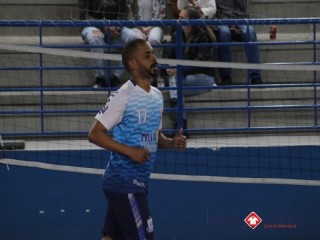 
<a style='margin-left: 5px;' class='btn btn-xs btn-social btn-facebook' href='https://www.facebook.com/sharer/sharer.php?u=https://www.boladovale.com.br/imgs/800-800-90/conteudo/fotos/1671/img7741.jpg' rel='popup' data-width='500' data-height='400'><i class='fa fa-facebook'></i>Compartilhar <span class='hidden-xs'>no Facebook</span>
</a> 
<a class='btn btn-default btn-xs' target='_blank' href='imgs/800-800-90/conteudo/fotos/1671/img7741.jpg'>
<span class='glyphicon glyphicon-cloud-download'></span> Salvar
</a> 
<span></span>