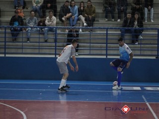 
<a style='margin-left: 5px;' class='btn btn-xs btn-social btn-facebook' href='https://www.facebook.com/sharer/sharer.php?u=https://www.boladovale.com.br/imgs/800-800-90/conteudo/fotos/1671/img7748.jpg' rel='popup' data-width='500' data-height='400'><i class='fa fa-facebook'></i>Compartilhar <span class='hidden-xs'>no Facebook</span>
</a> 
<a class='btn btn-default btn-xs' target='_blank' href='imgs/800-800-90/conteudo/fotos/1671/img7748.jpg'>
<span class='glyphicon glyphicon-cloud-download'></span> Salvar
</a> 
<span></span>
