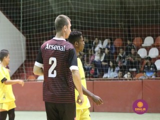 
<a style='margin-left: 5px;' class='btn btn-xs btn-social btn-facebook' href='https://www.facebook.com/sharer/sharer.php?u=https://www.boladovale.com.br/imgs/800-800-90/conteudo/fotos/1672/img7932.jpg' rel='popup' data-width='500' data-height='400'><i class='fa fa-facebook'></i>Compartilhar <span class='hidden-xs'>no Facebook</span>
</a> 
<a class='btn btn-default btn-xs' target='_blank' href='imgs/800-800-90/conteudo/fotos/1672/img7932.jpg'>
<span class='glyphicon glyphicon-cloud-download'></span> Salvar
</a> 
<span></span>