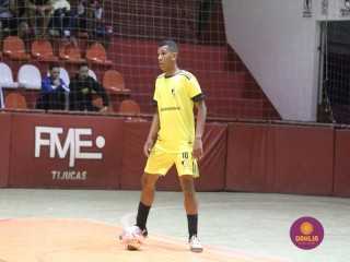 
<a style='margin-left: 5px;' class='btn btn-xs btn-social btn-facebook' href='https://www.facebook.com/sharer/sharer.php?u=https://www.boladovale.com.br/imgs/800-800-90/conteudo/fotos/1672/img7956.jpg' rel='popup' data-width='500' data-height='400'><i class='fa fa-facebook'></i>Compartilhar <span class='hidden-xs'>no Facebook</span>
</a> 
<a class='btn btn-default btn-xs' target='_blank' href='imgs/800-800-90/conteudo/fotos/1672/img7956.jpg'>
<span class='glyphicon glyphicon-cloud-download'></span> Salvar
</a> 
<span></span>