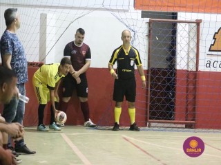 
<a style='margin-left: 5px;' class='btn btn-xs btn-social btn-facebook' href='https://www.facebook.com/sharer/sharer.php?u=https://www.boladovale.com.br/imgs/800-800-90/conteudo/fotos/1672/img7960.jpg' rel='popup' data-width='500' data-height='400'><i class='fa fa-facebook'></i>Compartilhar <span class='hidden-xs'>no Facebook</span>
</a> 
<a class='btn btn-default btn-xs' target='_blank' href='imgs/800-800-90/conteudo/fotos/1672/img7960.jpg'>
<span class='glyphicon glyphicon-cloud-download'></span> Salvar
</a> 
<span></span>