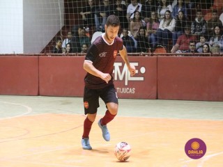 
<a style='margin-left: 5px;' class='btn btn-xs btn-social btn-facebook' href='https://www.facebook.com/sharer/sharer.php?u=https://www.boladovale.com.br/imgs/800-800-90/conteudo/fotos/1672/img7962.jpg' rel='popup' data-width='500' data-height='400'><i class='fa fa-facebook'></i>Compartilhar <span class='hidden-xs'>no Facebook</span>
</a> 
<a class='btn btn-default btn-xs' target='_blank' href='imgs/800-800-90/conteudo/fotos/1672/img7962.jpg'>
<span class='glyphicon glyphicon-cloud-download'></span> Salvar
</a> 
<span></span>