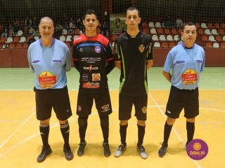 
<a style='margin-left: 5px;' class='btn btn-xs btn-social btn-facebook' href='https://www.facebook.com/sharer/sharer.php?u=https://www.boladovale.com.br/imgs/800-800-90/conteudo/fotos/1675/img8241.jpg' rel='popup' data-width='500' data-height='400'><i class='fa fa-facebook'></i>Compartilhar <span class='hidden-xs'>no Facebook</span>
</a> 
<a class='btn btn-default btn-xs' target='_blank' href='imgs/800-800-90/conteudo/fotos/1675/img8241.jpg'>
<span class='glyphicon glyphicon-cloud-download'></span> Salvar
</a> 
<span></span>