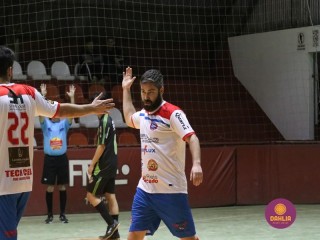 
<a style='margin-left: 5px;' class='btn btn-xs btn-social btn-facebook' href='https://www.facebook.com/sharer/sharer.php?u=https://www.boladovale.com.br/imgs/800-800-90/conteudo/fotos/1675/img8260.jpg' rel='popup' data-width='500' data-height='400'><i class='fa fa-facebook'></i>Compartilhar <span class='hidden-xs'>no Facebook</span>
</a> 
<a class='btn btn-default btn-xs' target='_blank' href='imgs/800-800-90/conteudo/fotos/1675/img8260.jpg'>
<span class='glyphicon glyphicon-cloud-download'></span> Salvar
</a> 
<span></span>