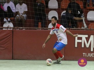 
<a style='margin-left: 5px;' class='btn btn-xs btn-social btn-facebook' href='https://www.facebook.com/sharer/sharer.php?u=https://www.boladovale.com.br/imgs/800-800-90/conteudo/fotos/1675/img8299.jpg' rel='popup' data-width='500' data-height='400'><i class='fa fa-facebook'></i>Compartilhar <span class='hidden-xs'>no Facebook</span>
</a> 
<a class='btn btn-default btn-xs' target='_blank' href='imgs/800-800-90/conteudo/fotos/1675/img8299.jpg'>
<span class='glyphicon glyphicon-cloud-download'></span> Salvar
</a> 
<span></span>