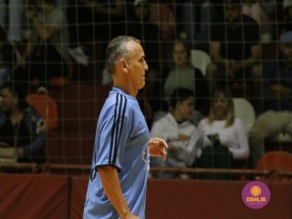 
<a style='margin-left: 5px;' class='btn btn-xs btn-social btn-facebook' href='https://www.facebook.com/sharer/sharer.php?u=https://www.boladovale.com.br/imgs/800-800-90/conteudo/fotos/1676/img8378.jpg' rel='popup' data-width='500' data-height='400'><i class='fa fa-facebook'></i>Compartilhar <span class='hidden-xs'>no Facebook</span>
</a> 
<a class='btn btn-default btn-xs' target='_blank' href='imgs/800-800-90/conteudo/fotos/1676/img8378.jpg'>
<span class='glyphicon glyphicon-cloud-download'></span> Salvar
</a> 
<span></span>