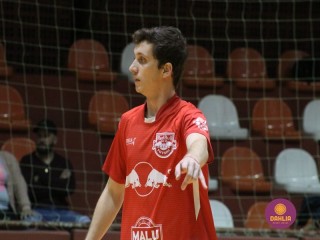 
<a style='margin-left: 5px;' class='btn btn-xs btn-social btn-facebook' href='https://www.facebook.com/sharer/sharer.php?u=https://www.boladovale.com.br/imgs/800-800-90/conteudo/fotos/1677/img8436.jpg' rel='popup' data-width='500' data-height='400'><i class='fa fa-facebook'></i>Compartilhar <span class='hidden-xs'>no Facebook</span>
</a> 
<a class='btn btn-default btn-xs' target='_blank' href='imgs/800-800-90/conteudo/fotos/1677/img8436.jpg'>
<span class='glyphicon glyphicon-cloud-download'></span> Salvar
</a> 
<span></span>