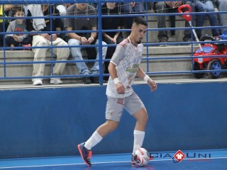 
<a style='margin-left: 5px;' class='btn btn-xs btn-social btn-facebook' href='https://www.facebook.com/sharer/sharer.php?u=https://www.boladovale.com.br/imgs/800-800-90/conteudo/fotos/1682/img8938.jpg' rel='popup' data-width='500' data-height='400'><i class='fa fa-facebook'></i>Compartilhar <span class='hidden-xs'>no Facebook</span>
</a> 
<a class='btn btn-default btn-xs' target='_blank' href='imgs/800-800-90/conteudo/fotos/1682/img8938.jpg'>
<span class='glyphicon glyphicon-cloud-download'></span> Salvar
</a> 
<span></span>