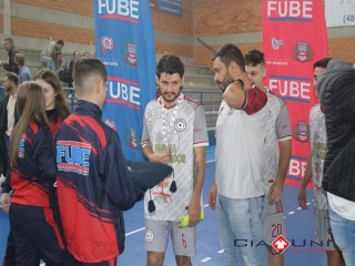 
<a style='margin-left: 5px;' class='btn btn-xs btn-social btn-facebook' href='https://www.facebook.com/sharer/sharer.php?u=https://www.boladovale.com.br/imgs/800-800-90/conteudo/fotos/1683/img9267.jpg' rel='popup' data-width='500' data-height='400'><i class='fa fa-facebook'></i>Compartilhar <span class='hidden-xs'>no Facebook</span>
</a> 
<a class='btn btn-default btn-xs' target='_blank' href='imgs/800-800-90/conteudo/fotos/1683/img9267.jpg'>
<span class='glyphicon glyphicon-cloud-download'></span> Salvar
</a> 
<span></span>