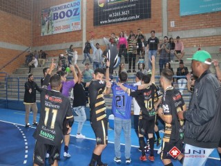 
<a style='margin-left: 5px;' class='btn btn-xs btn-social btn-facebook' href='https://www.facebook.com/sharer/sharer.php?u=https://www.boladovale.com.br/imgs/800-800-90/conteudo/fotos/1683/img9299.jpg' rel='popup' data-width='500' data-height='400'><i class='fa fa-facebook'></i>Compartilhar <span class='hidden-xs'>no Facebook</span>
</a> 
<a class='btn btn-default btn-xs' target='_blank' href='imgs/800-800-90/conteudo/fotos/1683/img9299.jpg'>
<span class='glyphicon glyphicon-cloud-download'></span> Salvar
</a> 
<span></span>