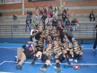 
<a style='margin-left: 5px;' class='btn btn-xs btn-social btn-facebook' href='https://www.facebook.com/sharer/sharer.php?u=https://www.boladovale.com.br/imgs/800-800-90/conteudo/fotos/1683/img9307.jpg' rel='popup' data-width='500' data-height='400'><i class='fa fa-facebook'></i>Compartilhar <span class='hidden-xs'>no Facebook</span>
</a> 
<a class='btn btn-default btn-xs' target='_blank' href='imgs/800-800-90/conteudo/fotos/1683/img9307.jpg'>
<span class='glyphicon glyphicon-cloud-download'></span> Salvar
</a> 
<span></span>