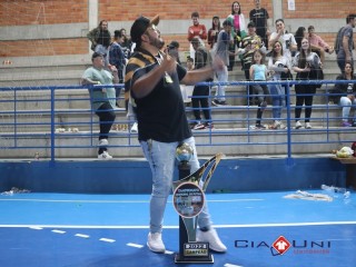 
<a style='margin-left: 5px;' class='btn btn-xs btn-social btn-facebook' href='https://www.facebook.com/sharer/sharer.php?u=https://www.boladovale.com.br/imgs/800-800-90/conteudo/fotos/1683/img9344.jpg' rel='popup' data-width='500' data-height='400'><i class='fa fa-facebook'></i>Compartilhar <span class='hidden-xs'>no Facebook</span>
</a> 
<a class='btn btn-default btn-xs' target='_blank' href='imgs/800-800-90/conteudo/fotos/1683/img9344.jpg'>
<span class='glyphicon glyphicon-cloud-download'></span> Salvar
</a> 
<span></span>