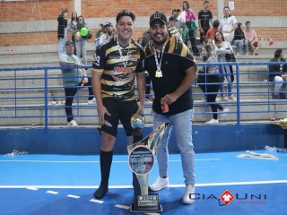 
<a style='margin-left: 5px;' class='btn btn-xs btn-social btn-facebook' href='https://www.facebook.com/sharer/sharer.php?u=https://www.boladovale.com.br/imgs/800-800-90/conteudo/fotos/1683/img9364.jpg' rel='popup' data-width='500' data-height='400'><i class='fa fa-facebook'></i>Compartilhar <span class='hidden-xs'>no Facebook</span>
</a> 
<a class='btn btn-default btn-xs' target='_blank' href='imgs/800-800-90/conteudo/fotos/1683/img9364.jpg'>
<span class='glyphicon glyphicon-cloud-download'></span> Salvar
</a> 
<span></span>