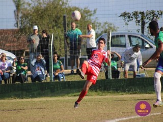 
<a style='margin-left: 5px;' class='btn btn-xs btn-social btn-facebook' href='https://www.facebook.com/sharer/sharer.php?u=https://www.boladovale.com.br/imgs/800-800-90/conteudo/fotos/1684/img9472.jpg' rel='popup' data-width='500' data-height='400'><i class='fa fa-facebook'></i>Compartilhar <span class='hidden-xs'>no Facebook</span>
</a> 
<a class='btn btn-default btn-xs' target='_blank' href='imgs/800-800-90/conteudo/fotos/1684/img9472.jpg'>
<span class='glyphicon glyphicon-cloud-download'></span> Salvar
</a> 
<span></span>