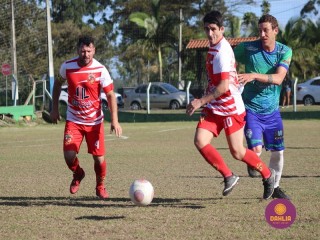 
<a style='margin-left: 5px;' class='btn btn-xs btn-social btn-facebook' href='https://www.facebook.com/sharer/sharer.php?u=https://www.boladovale.com.br/imgs/800-800-90/conteudo/fotos/1684/img9528.jpg' rel='popup' data-width='500' data-height='400'><i class='fa fa-facebook'></i>Compartilhar <span class='hidden-xs'>no Facebook</span>
</a> 
<a class='btn btn-default btn-xs' target='_blank' href='imgs/800-800-90/conteudo/fotos/1684/img9528.jpg'>
<span class='glyphicon glyphicon-cloud-download'></span> Salvar
</a> 
<span></span>