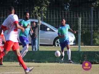 
<a style='margin-left: 5px;' class='btn btn-xs btn-social btn-facebook' href='https://www.facebook.com/sharer/sharer.php?u=https://www.boladovale.com.br/imgs/800-800-90/conteudo/fotos/1684/img9531.jpg' rel='popup' data-width='500' data-height='400'><i class='fa fa-facebook'></i>Compartilhar <span class='hidden-xs'>no Facebook</span>
</a> 
<a class='btn btn-default btn-xs' target='_blank' href='imgs/800-800-90/conteudo/fotos/1684/img9531.jpg'>
<span class='glyphicon glyphicon-cloud-download'></span> Salvar
</a> 
<span></span>